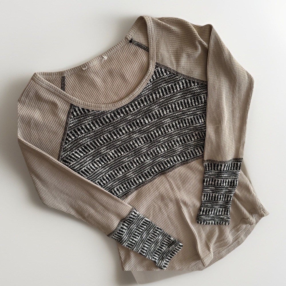Long Sleeve‎ Boho Distressed Thermal Waffle-Knit Cuff Details Small Winter Shirt